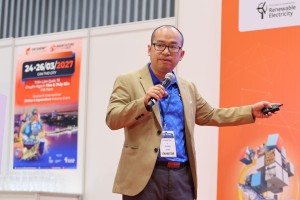 Từ con giống đến thiết bị nuôi, thủy sản công nghệ cao hút khách ở TP.HCM